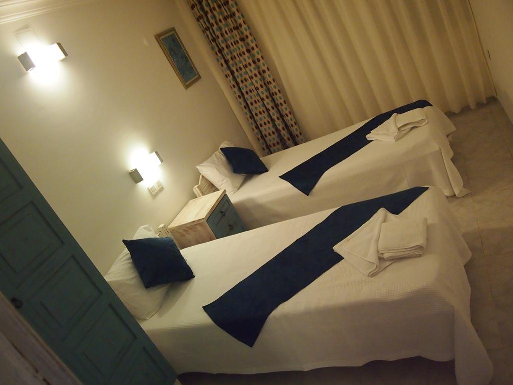 Ozcem Apart Aparthotel เฟทิเย ภายนอก รูปภาพ