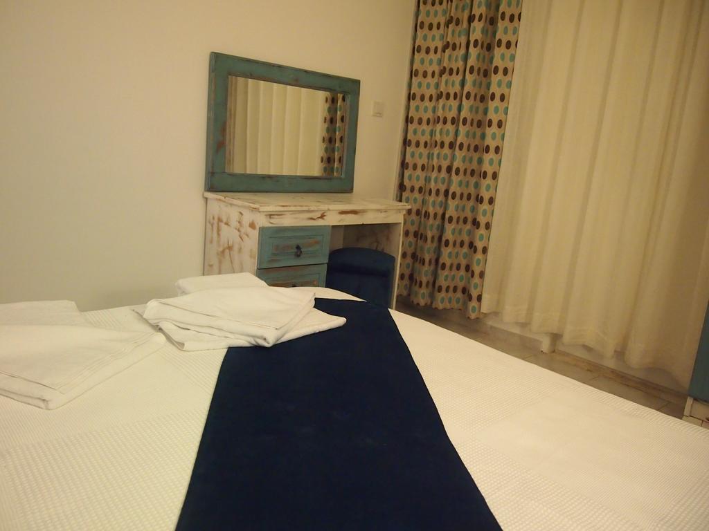 Ozcem Apart Aparthotel เฟทิเย ภายนอก รูปภาพ