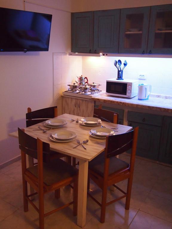 Ozcem Apart Aparthotel เฟทิเย ภายนอก รูปภาพ